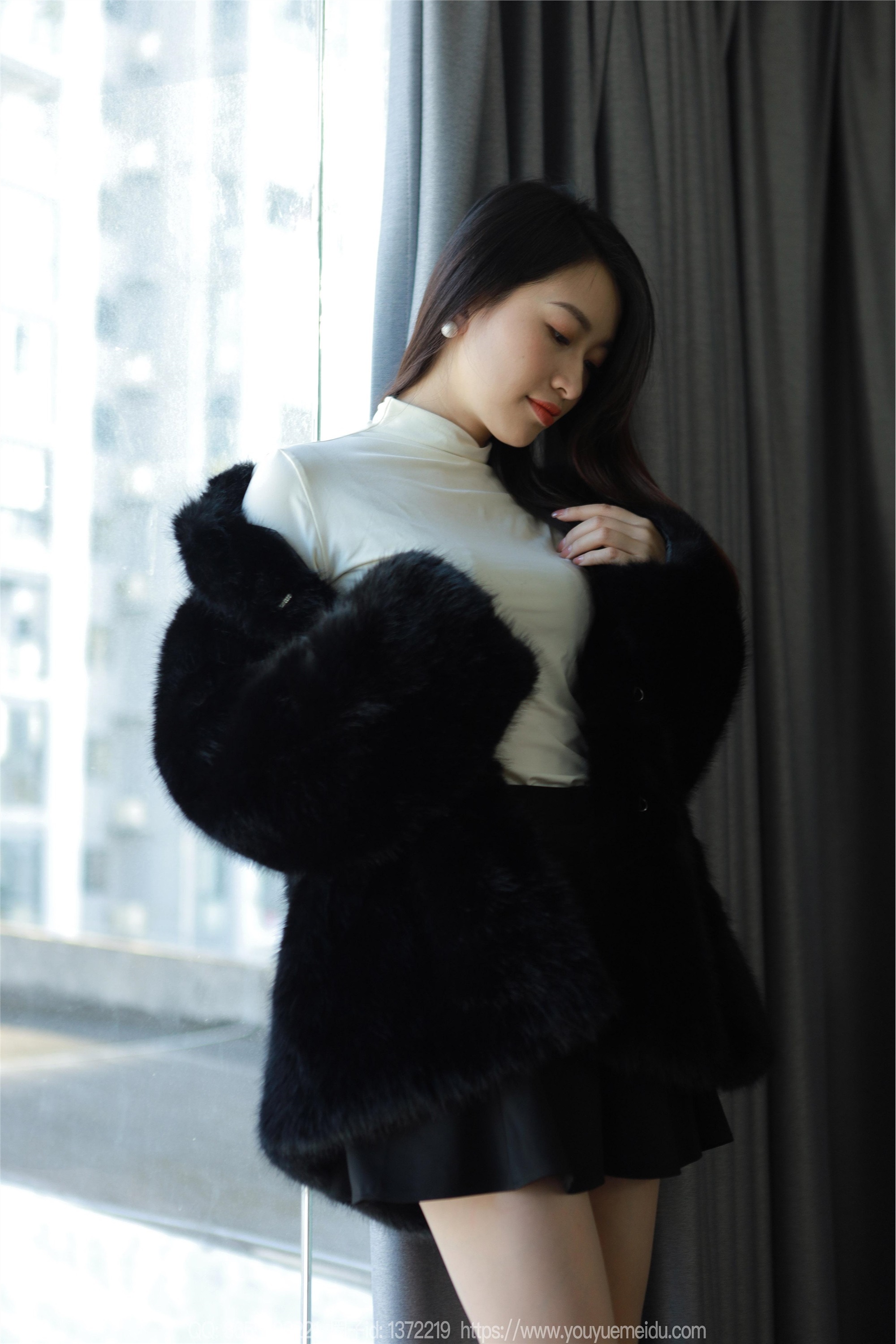 IESS异思趣向  2023.12.05 丝享家 1603 小婕《黑色大衣》